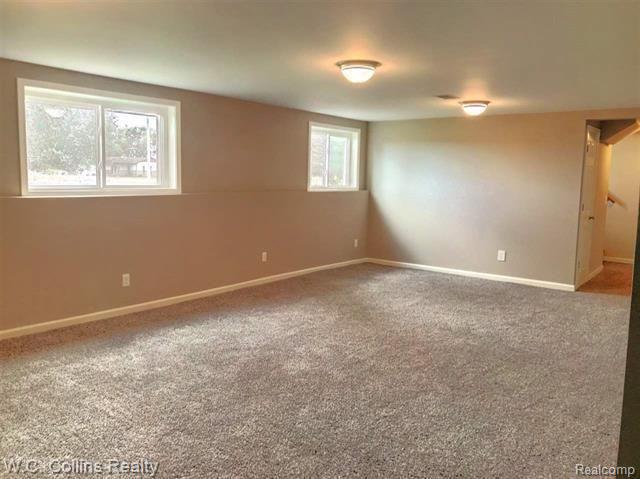 15200 Terry Road Allenton, MI 48002 - Photo 15 of 36 15.JPG