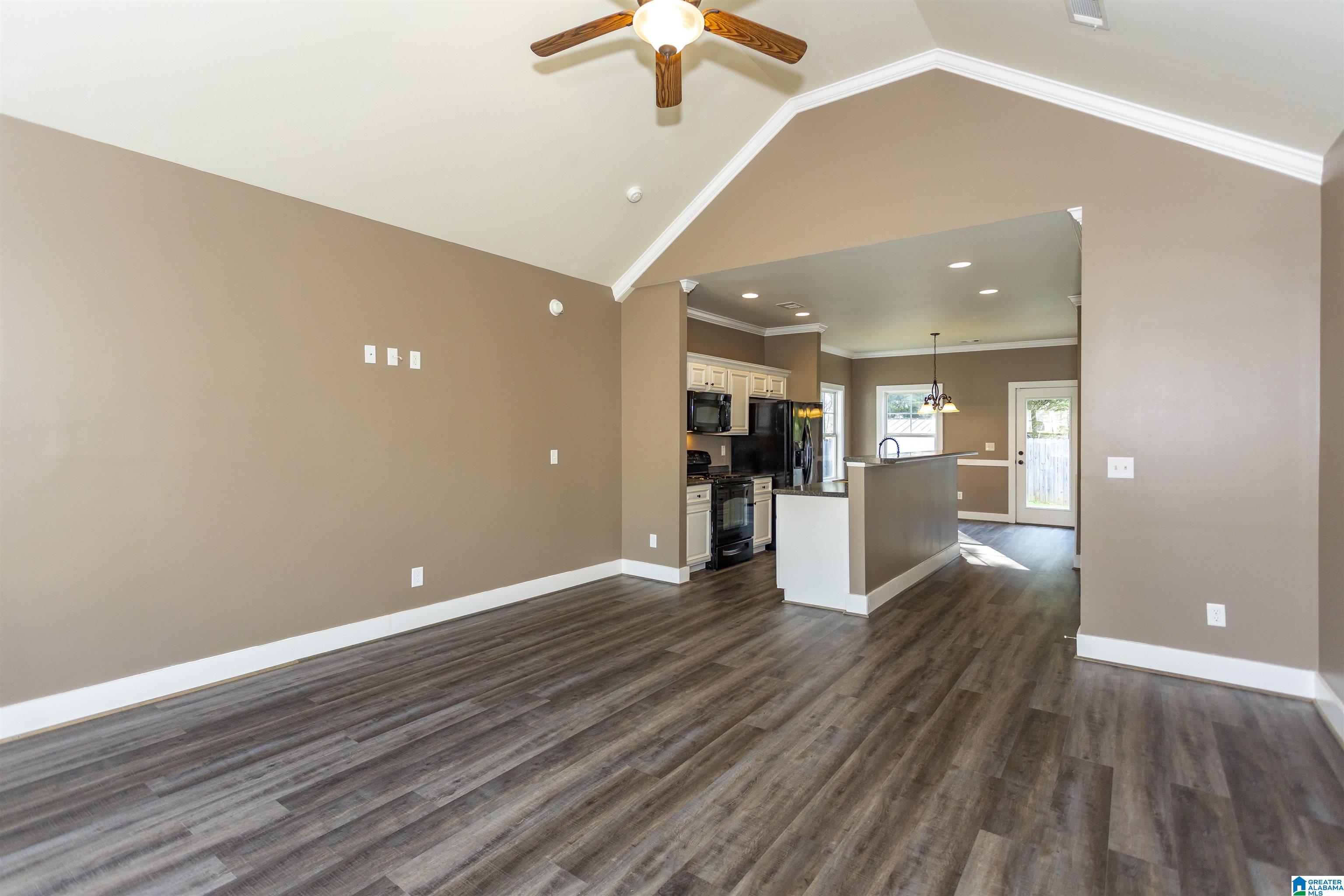 116 Enclave Avenue Calera, AL 35040 - Photo 10 of 37