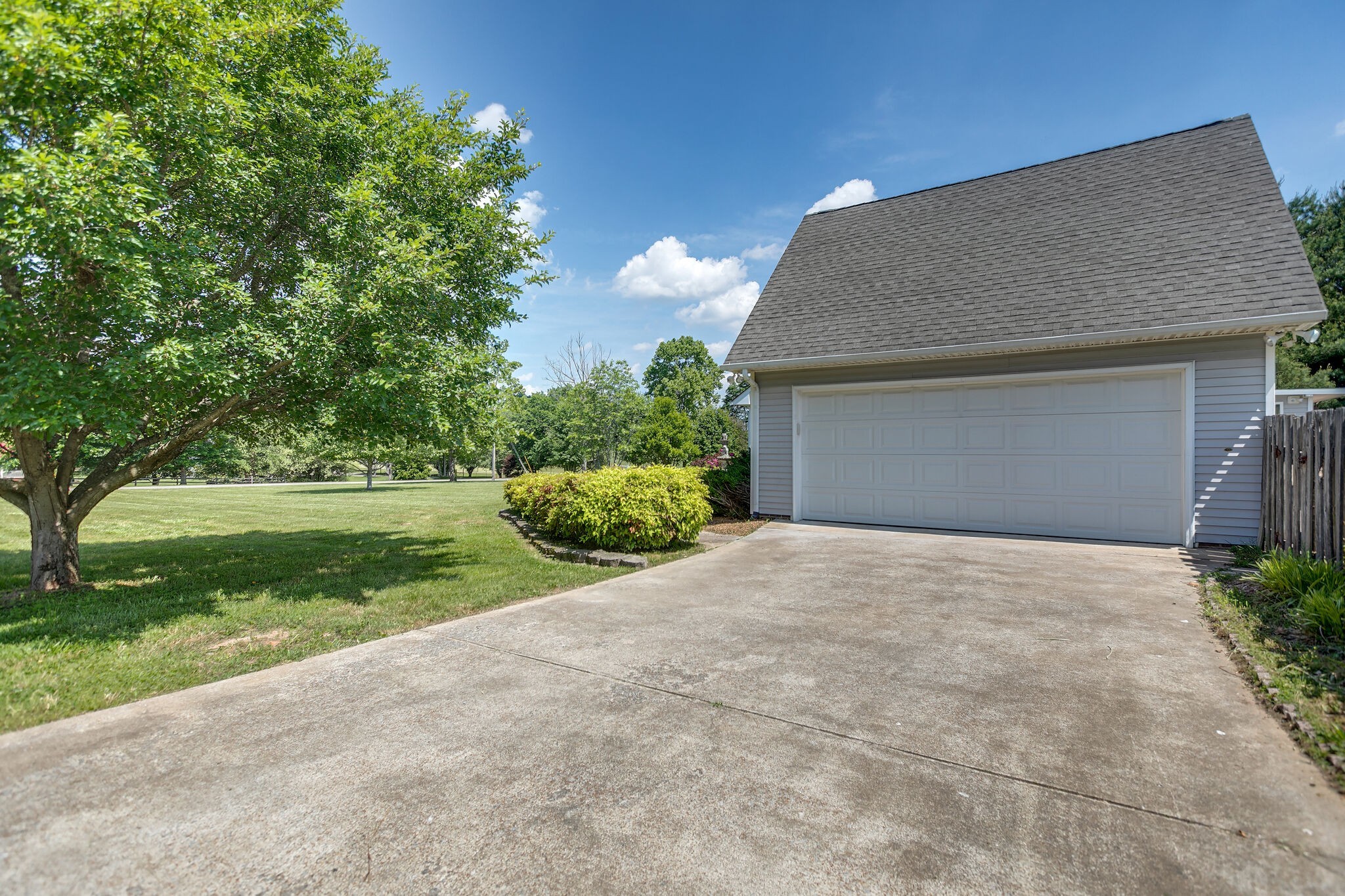 1777 Seavy Hight Road Columbia, TN 38401 - Photo 7 of 31 Gallery Image 7