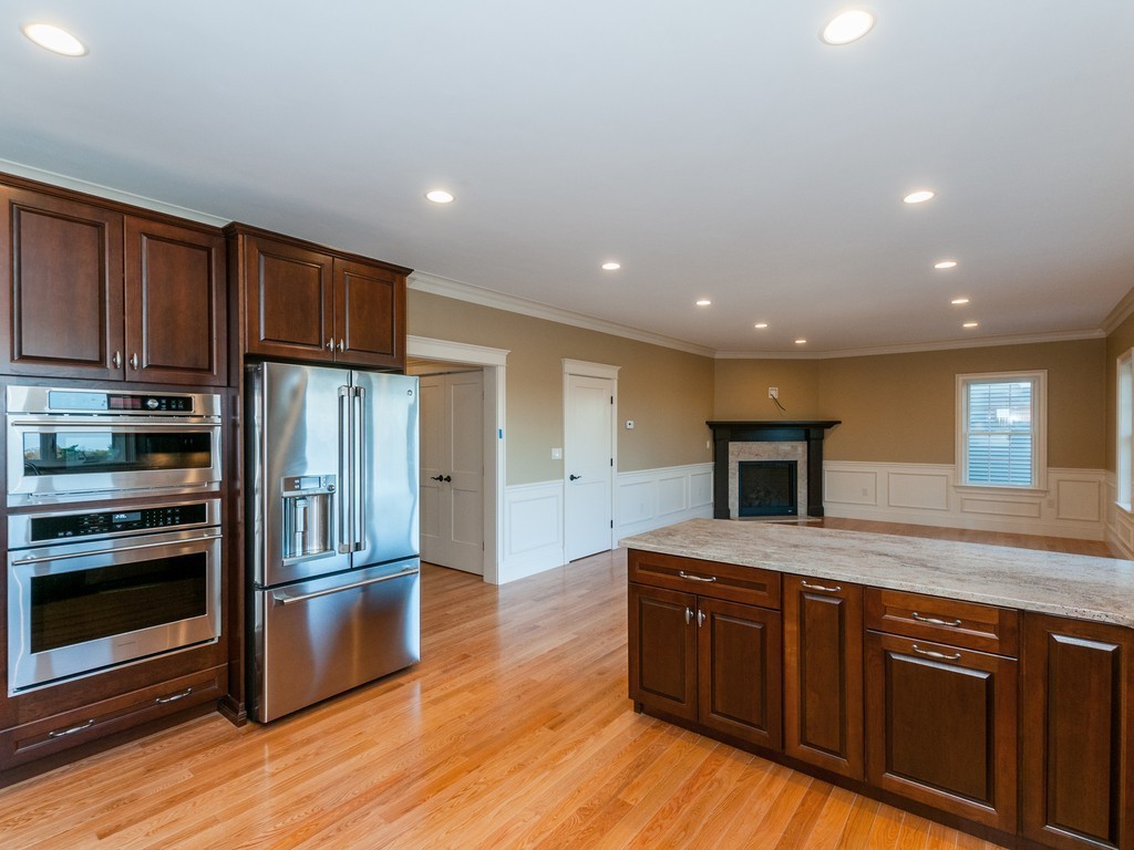 317 Prospect Hill Road Waltham, MA 02451 - Photo 7 of 30 Gallery Image 7
