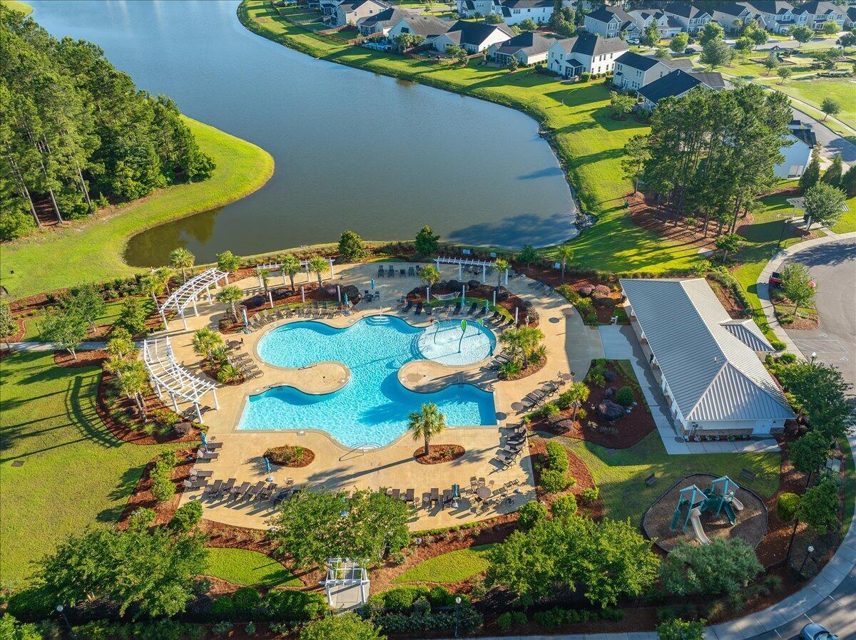 215 Squire Pope Road Summerville, SC 29486 - Photo 50 of 69 Lindera Pool