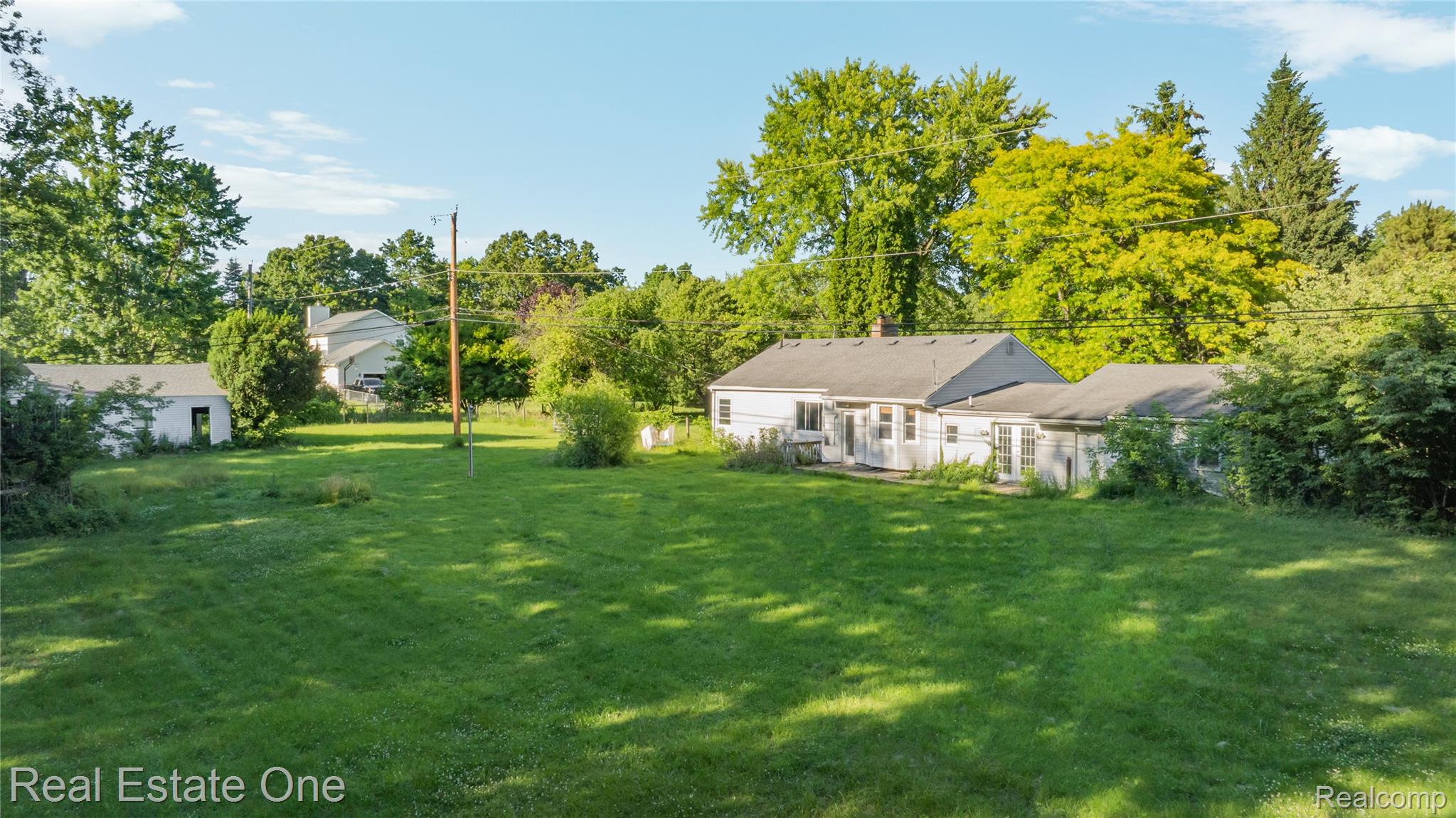 9585 North Eston Road Clarkston, MI 48348 - Photo 50 of 60 9585 N Eston - OnDemand Pix Photography (40).jpg