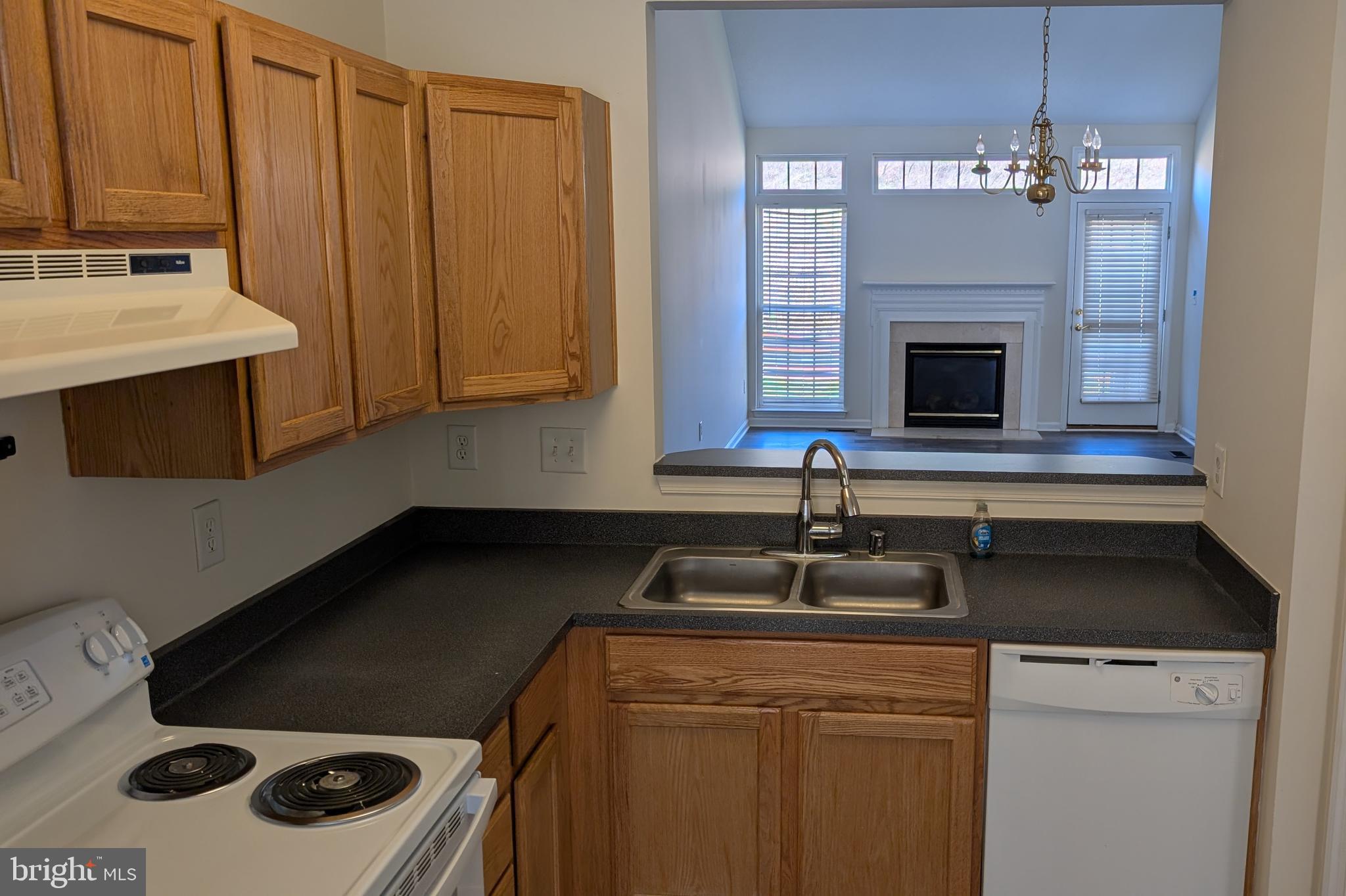 5055 Woods Line Drive, Unit 28 Aberdeen, MD 21001 - Photo 6 of 22