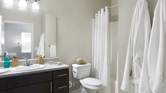 $929 | 1975 Russell Cave Road, Lexington, KY 40511