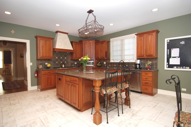 38W450 Stevens Glen Road St. Charles, IL 60175 - Photo 11 of 25