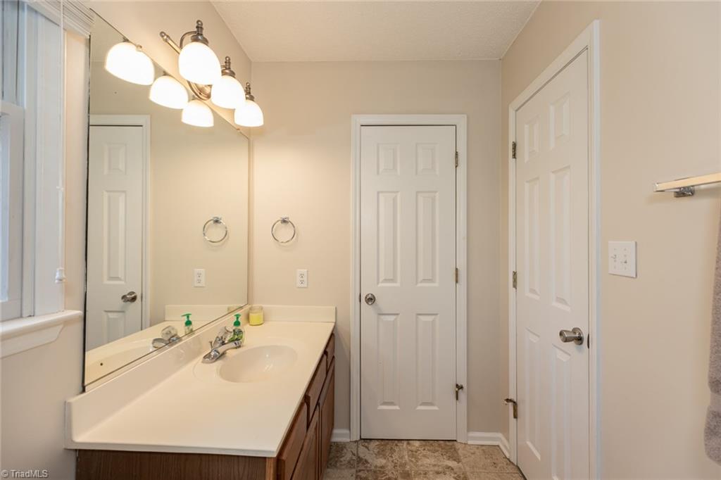 3951 Nelson Road Sophia, NC 27350 - Photo 22 of 34