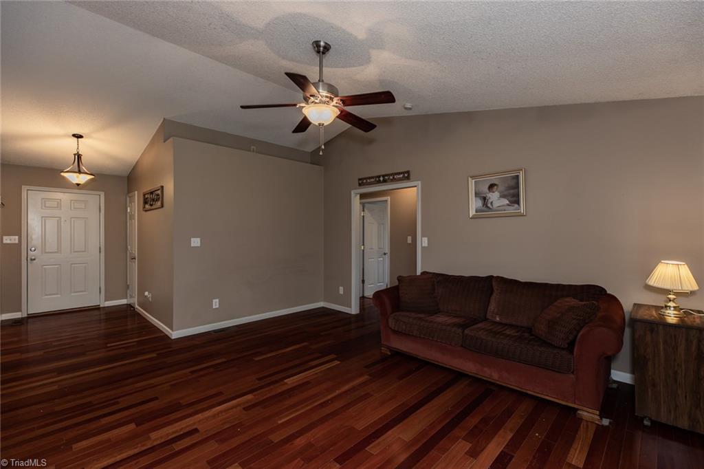 3951 Nelson Road Sophia, NC 27350 - Photo 9 of 34