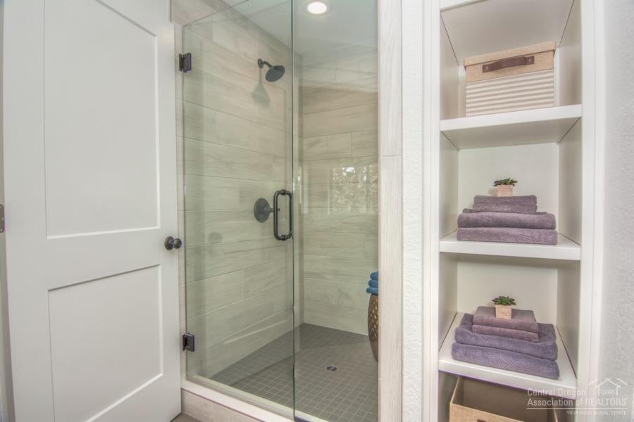 63351 Overtree Road Bend, OR 97701 - Photo 20 of 25 Additional Photo