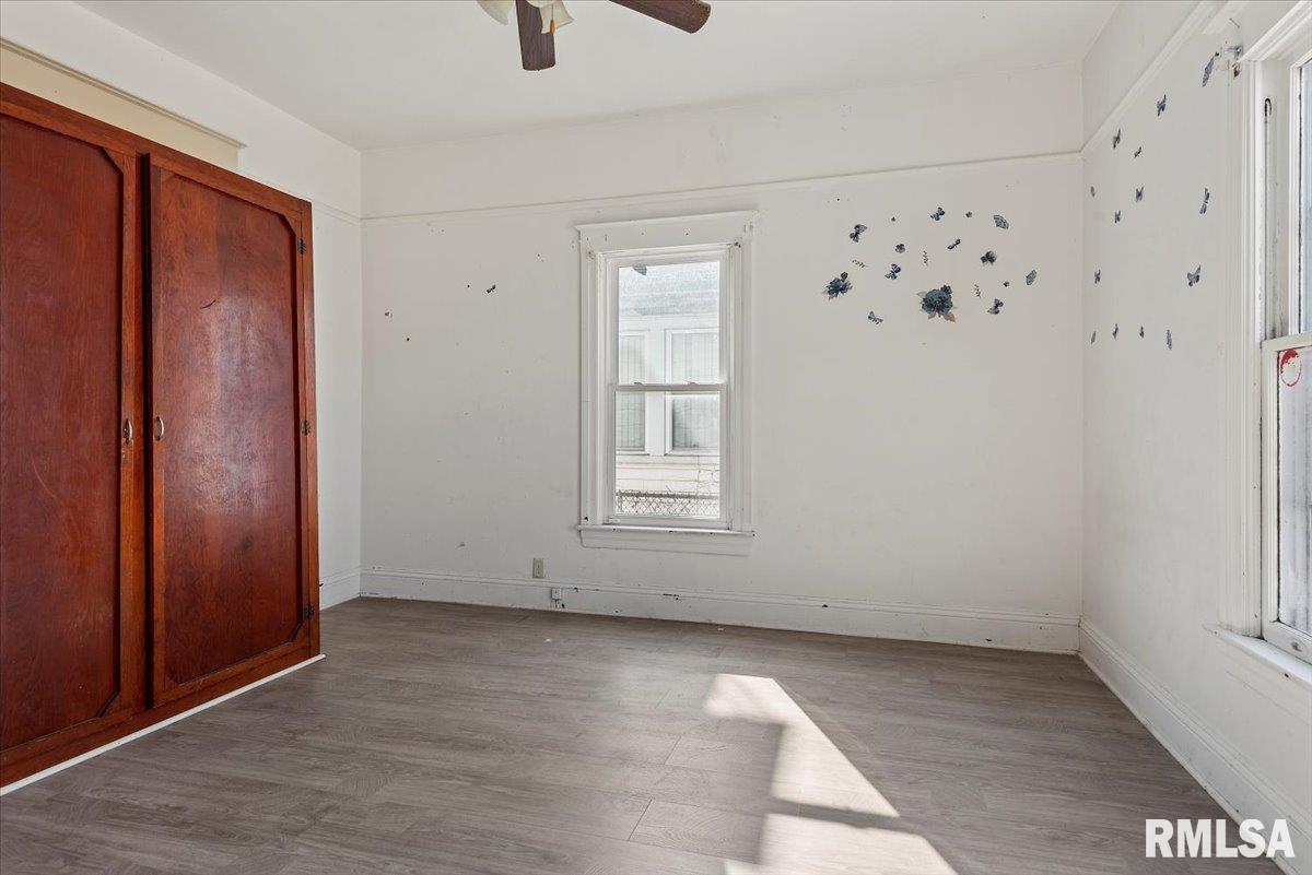 2205 South 11th Street Springfield, IL 62703 - Photo 17 of 32