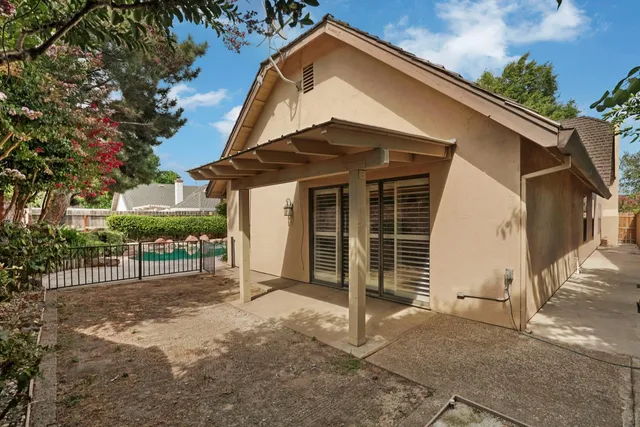 $799,900 | 2355 Woodlake Circle, Lodi, CA 95242