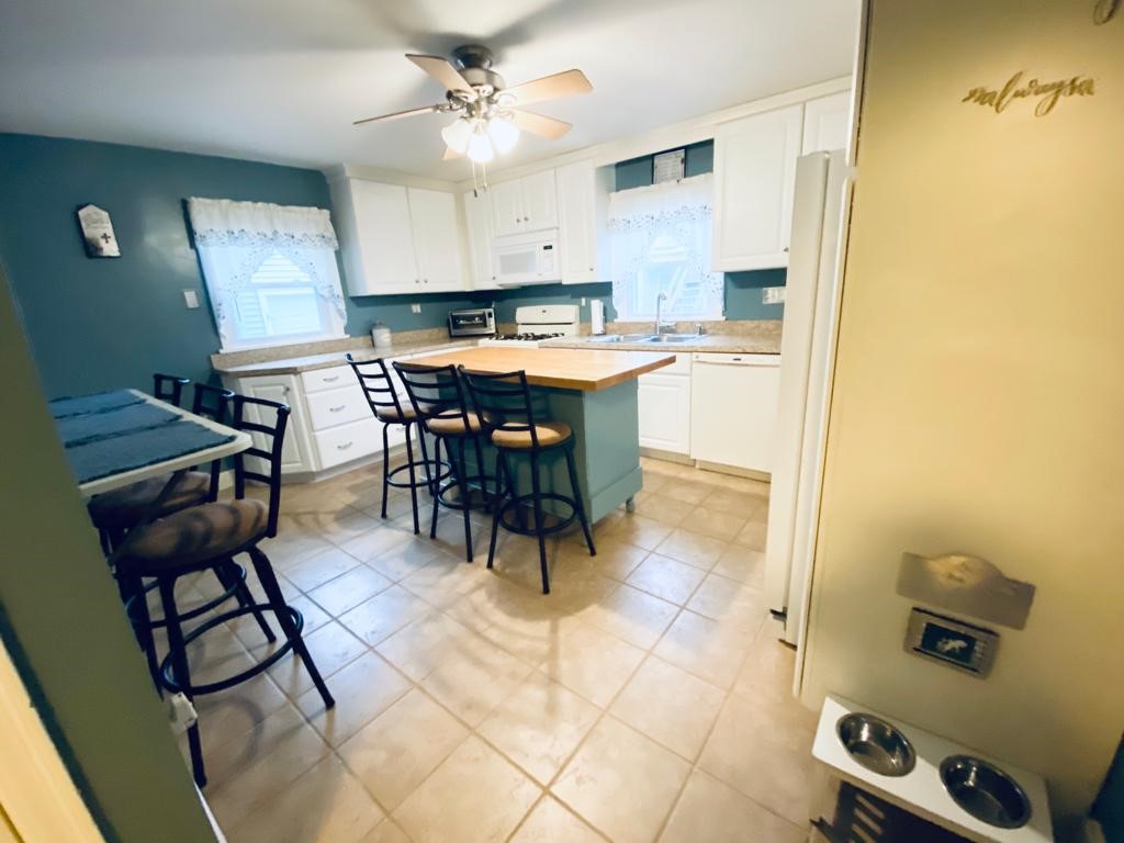 17 Jervis Street Woonsocket, RI 02895 - Photo 19 of 53 Kitchen