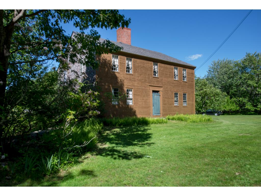 231 Middle Road Deerfield, NH 03037 - Photo 3 of 34
