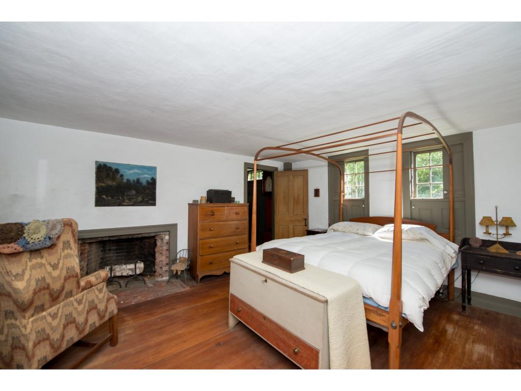 231 Middle Road Deerfield, NH 03037 - Photo 27 of 34