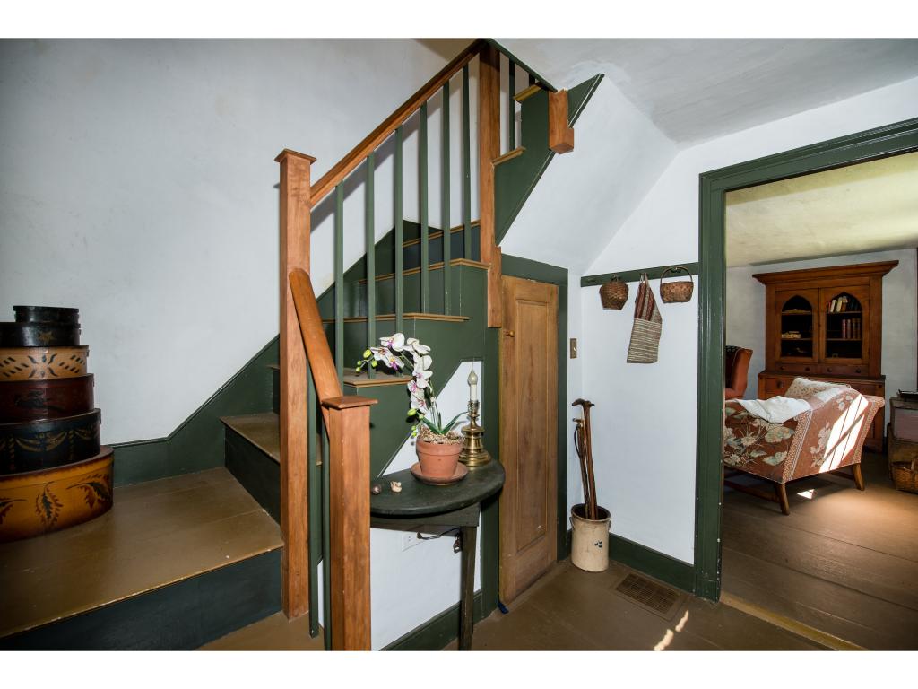 231 Middle Road Deerfield, NH 03037 - Photo 31 of 34
