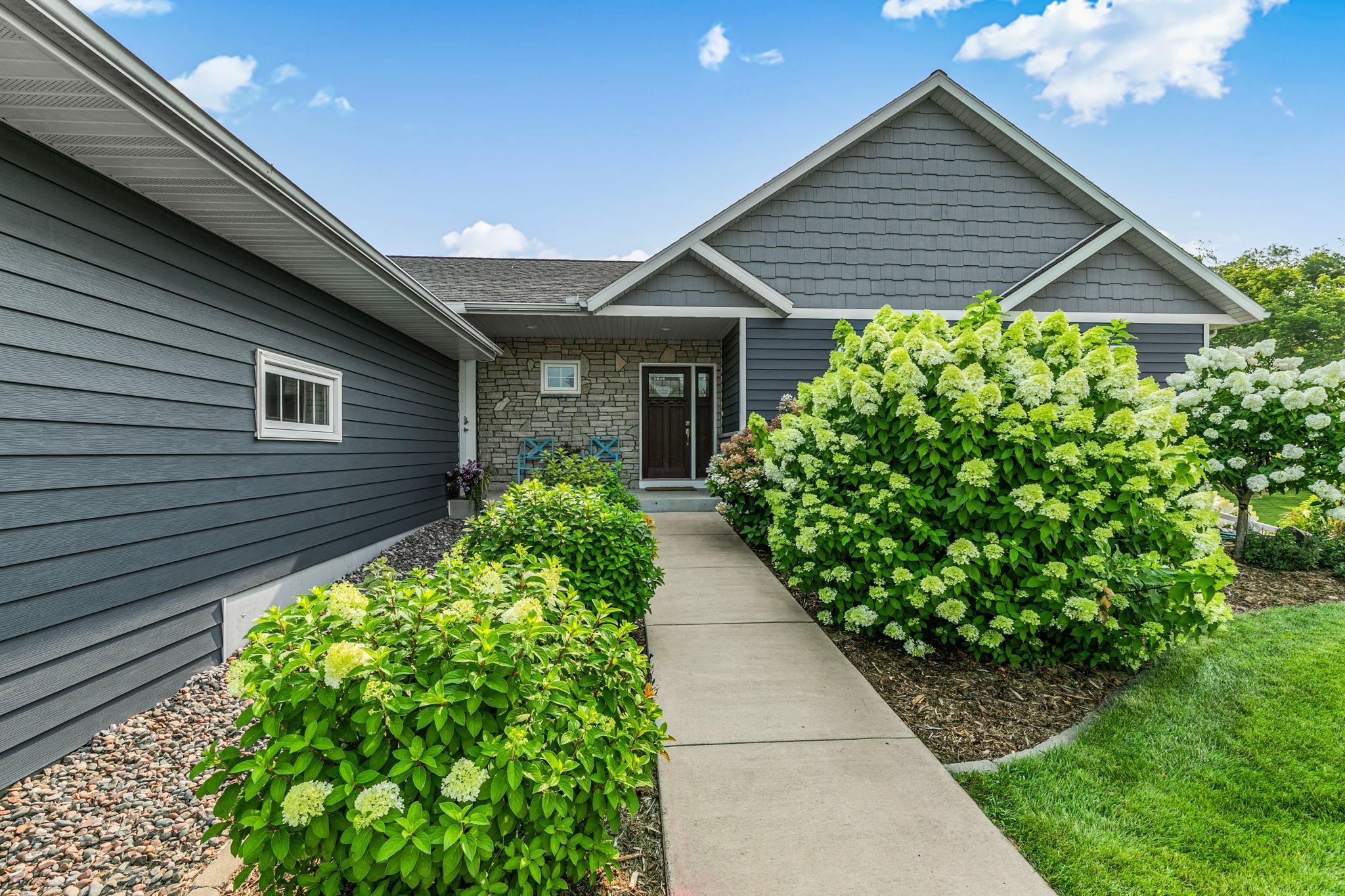 1412 Fairacre Lane Southwest Willmar, MN 56201 - Photo 8 of 70