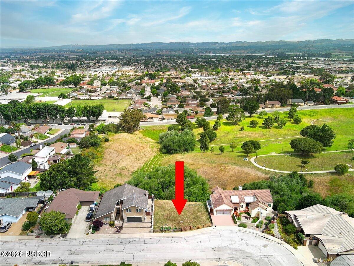 913 Clemens Way Lompoc, CA 93436 - Photo 14 of 20 07-MAX_0028 copy