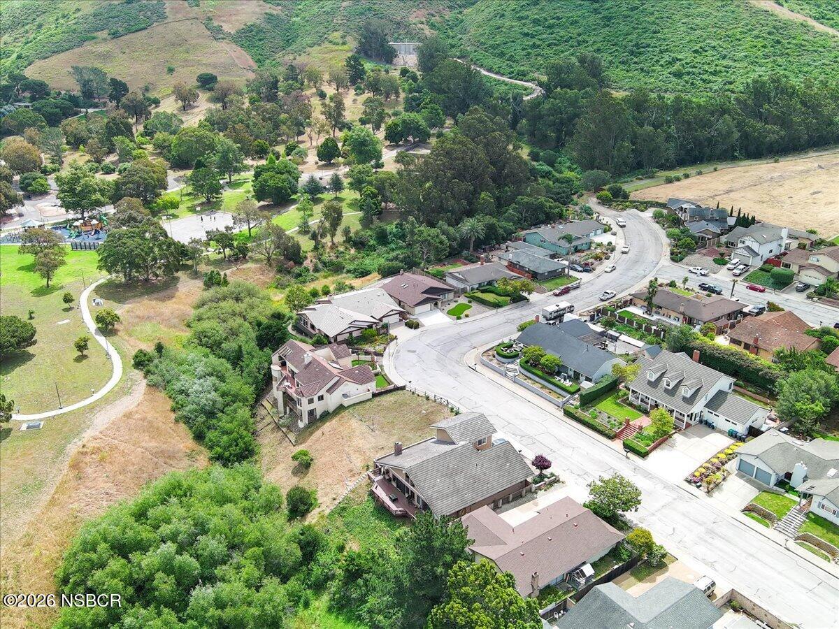 913 Clemens Way Lompoc, CA 93436 - Photo 9 of 20 13-MAX_0057