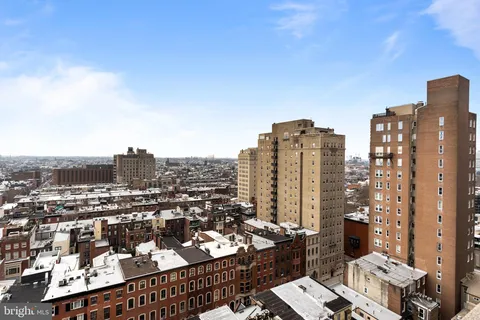 $329,500 | 1810 Rittenhouse Square, Unit 1608, Philadelphia, PA 19103