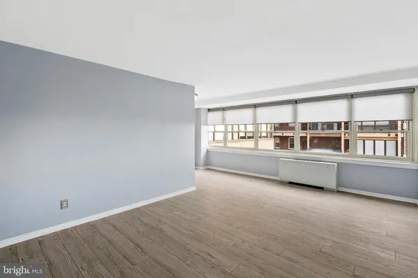 $329,500 | 1810 Rittenhouse Square, Unit 1608, Philadelphia, PA 19103