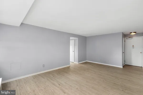 $329,500 | 1810 Rittenhouse Square, Unit 1608, Philadelphia, PA 19103
