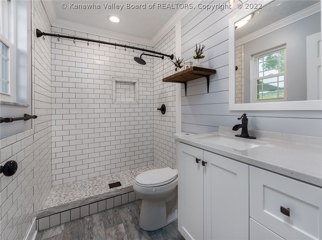 10979 Charleston Road Red House, WV 25168 - Photo 13 of 19 Gallery Image 13