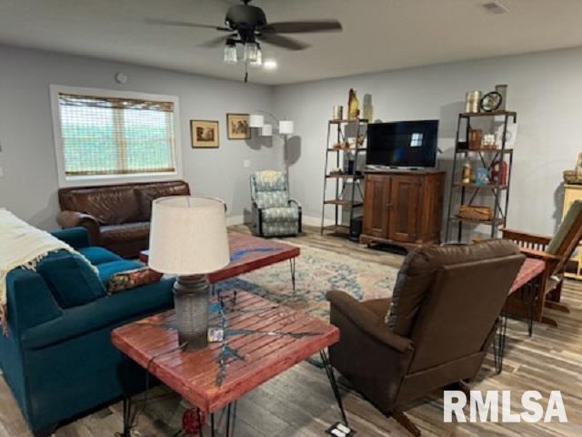 824 Bills Road Franklin, IL 62638 - Photo 13 of 44