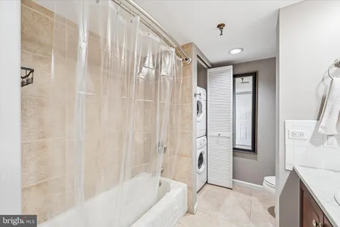 $455,000 | 2001 Hamilton Street, Unit 1205, Philadelphia, PA 19130