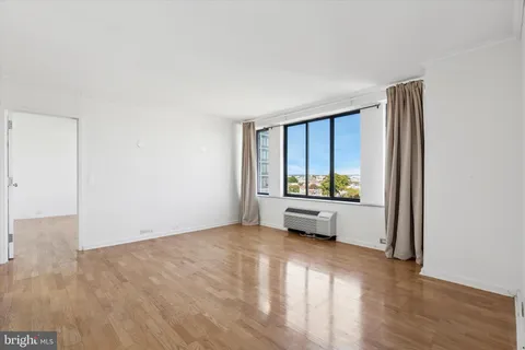 $455,000 | 2001 Hamilton Street, Unit 1205, Philadelphia, PA 19130