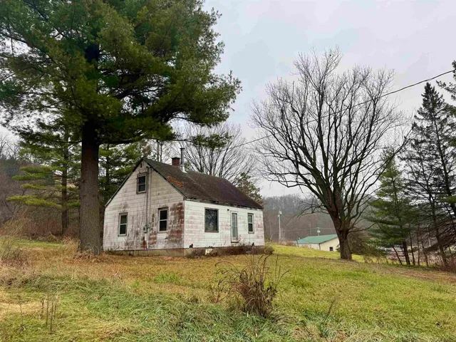 $299,900 | 4732 Highway 78, Black Earth, WI 53515