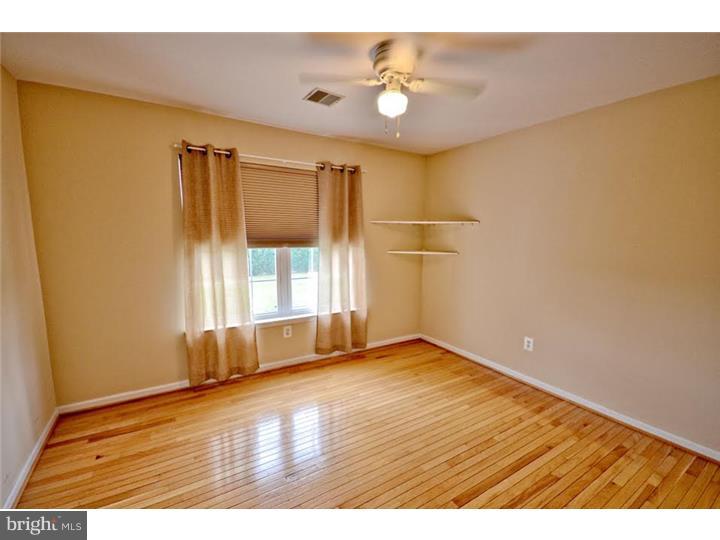 454 Oakshade Road Shamong, NJ 08088 - Photo 11 of 21 Gallery Image 11