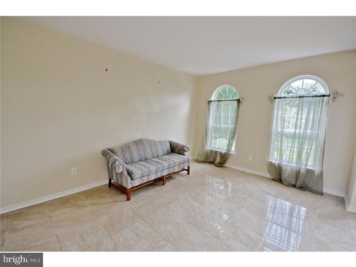 454 Oakshade Road Shamong, NJ 08088 - Photo 5 of 21 Gallery Image 5