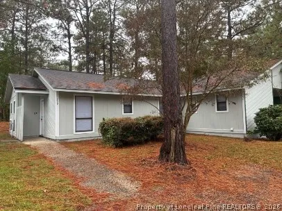 $1,100 | 759 Hedgelawn Way, Fayetteville, NC 28311