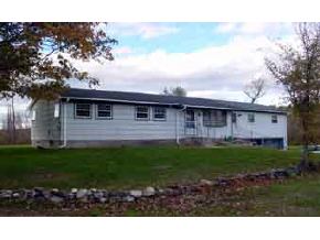 235 Concord Stage Road Weare, NH 03281 - Photo 3 of 5