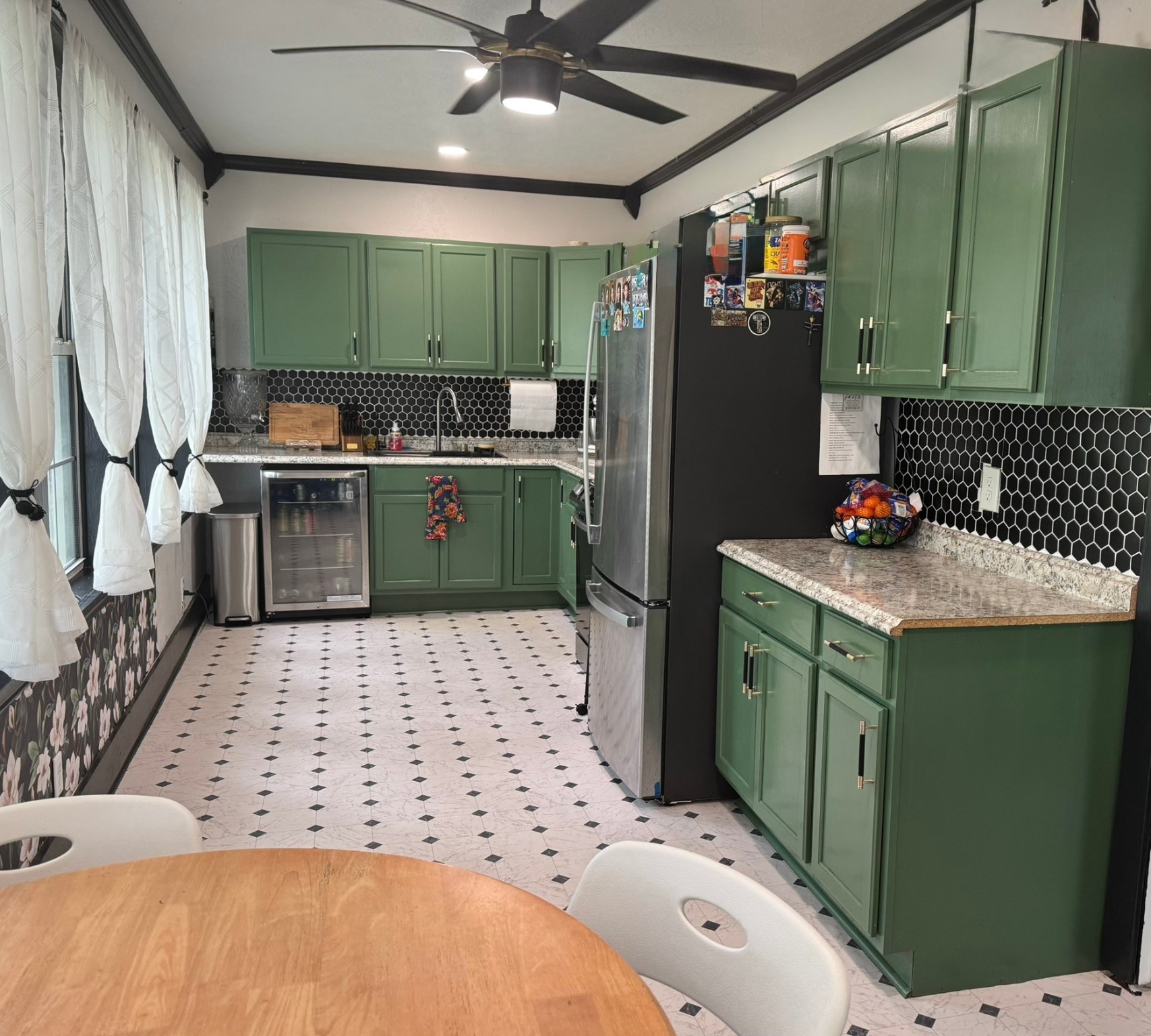 505 North 6th Street Silsbee, TX 77656 - Photo 9 of 35 a bathroom with a sink a mirror and shower