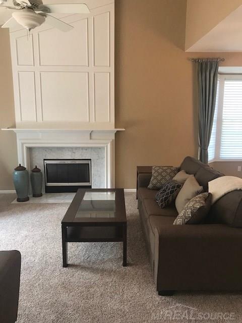 1659 Maple Creek Court Rochester, MI 48306 - Photo 18 of 48 Family Room