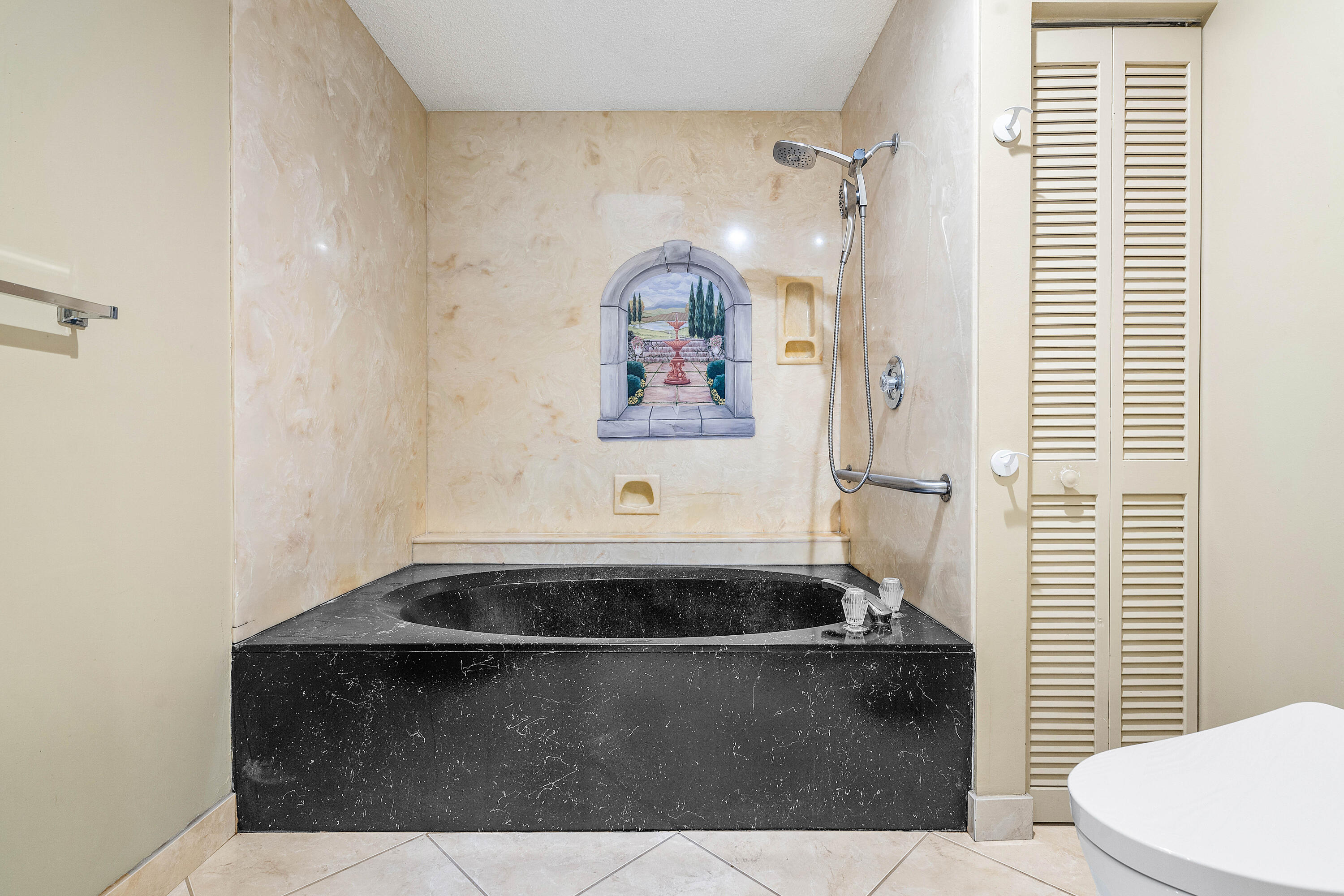 7977 La Mirada Drive Boca Raton, FL 33433 - Photo 19 of 32 Primary Bath 3