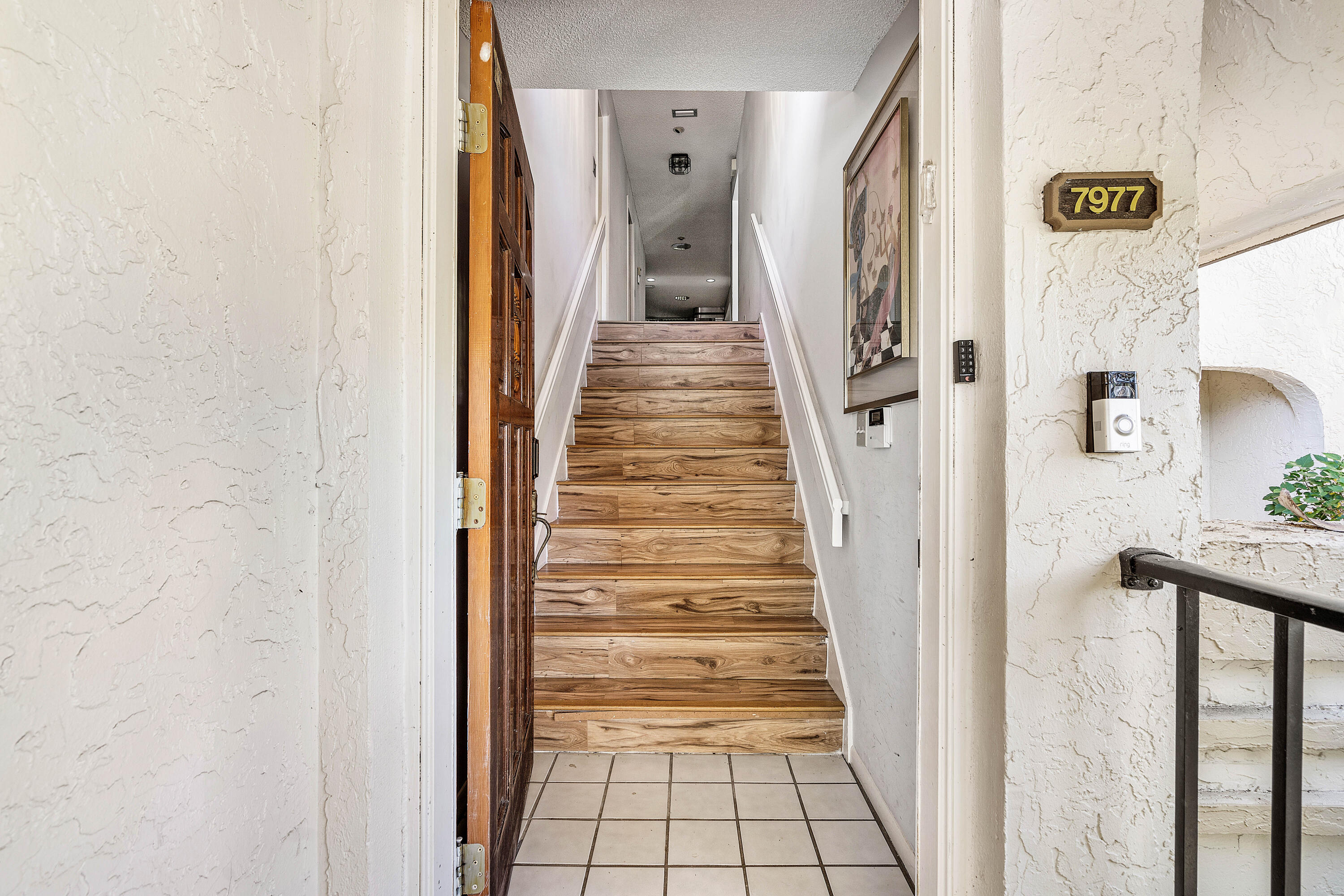 7977 La Mirada Drive Boca Raton, FL 33433 - Photo 4 of 32 Entry