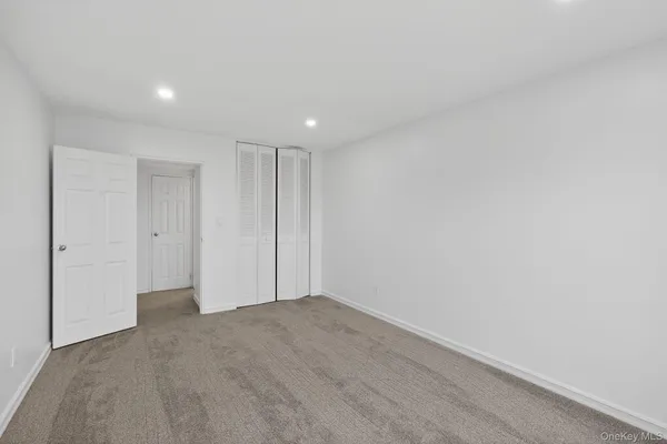 $329,900 | 20 Wendell Street, Unit B9, Hempstead, NY 11550