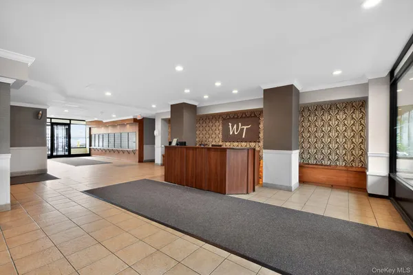 $329,900 | 20 Wendell Street, Unit B9, Hempstead, NY 11550