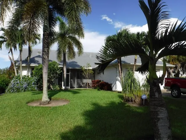 $560,000 | 14399 Tamarac Drive, Bokeelia, FL 33922