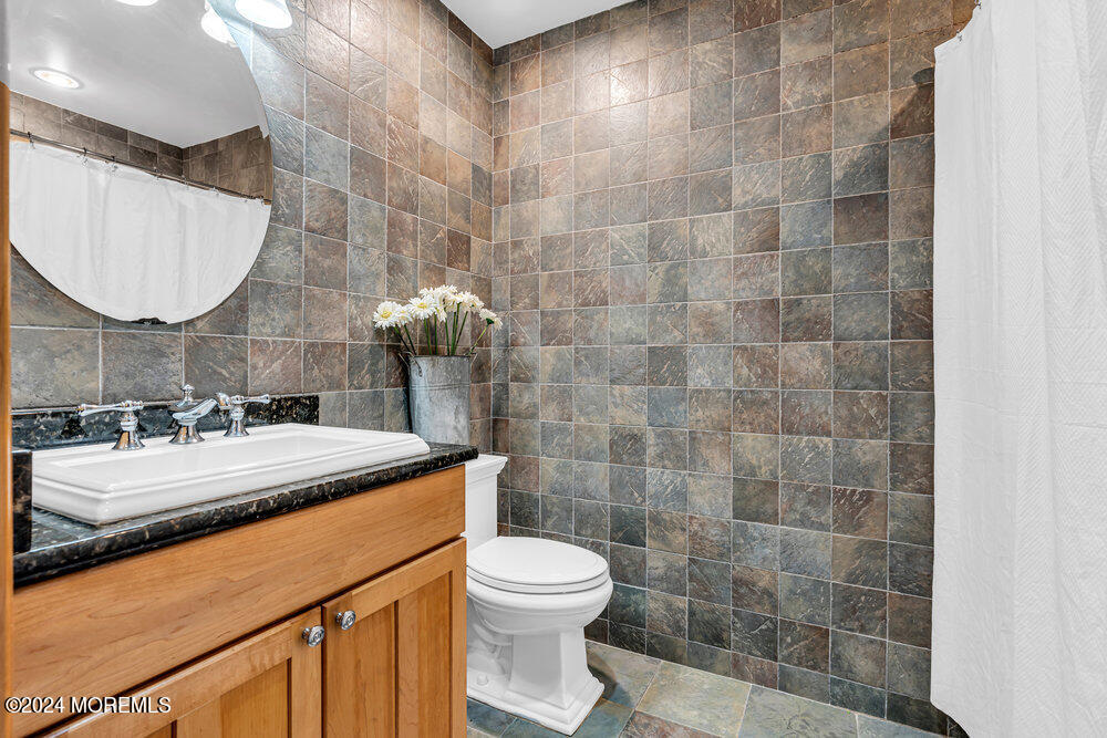 9 Comanche Drive Middletown, NJ 07716 - Photo 32 of 69 044_dsc02002_947