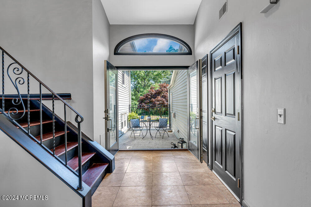 9 Comanche Drive Middletown, NJ 07716 - Photo 9 of 69 016_dsc01922_703