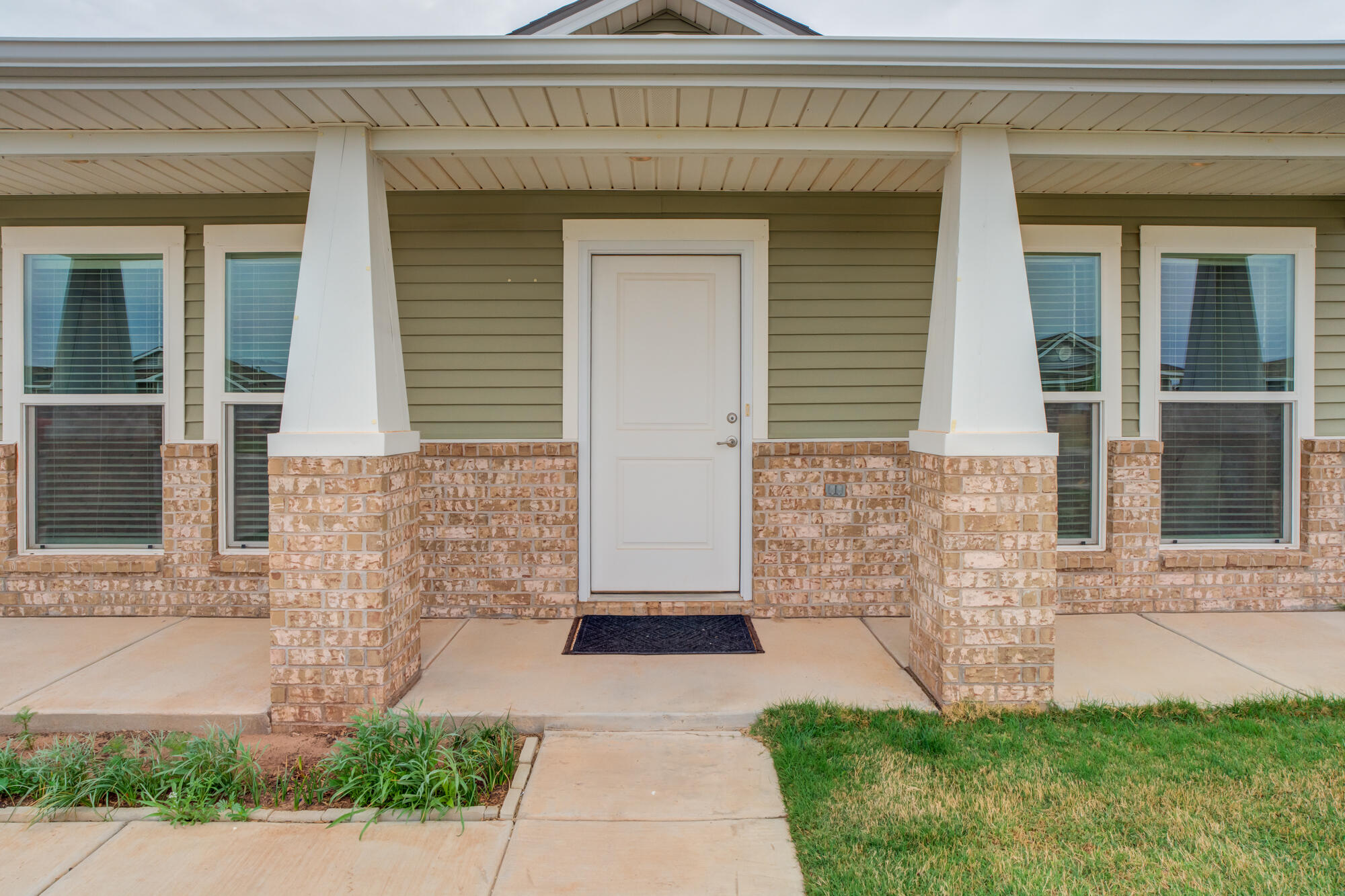 13805 Paris Avenue Lubbock, TX 79423 - Photo 2 of 26 13805 Paris Ave