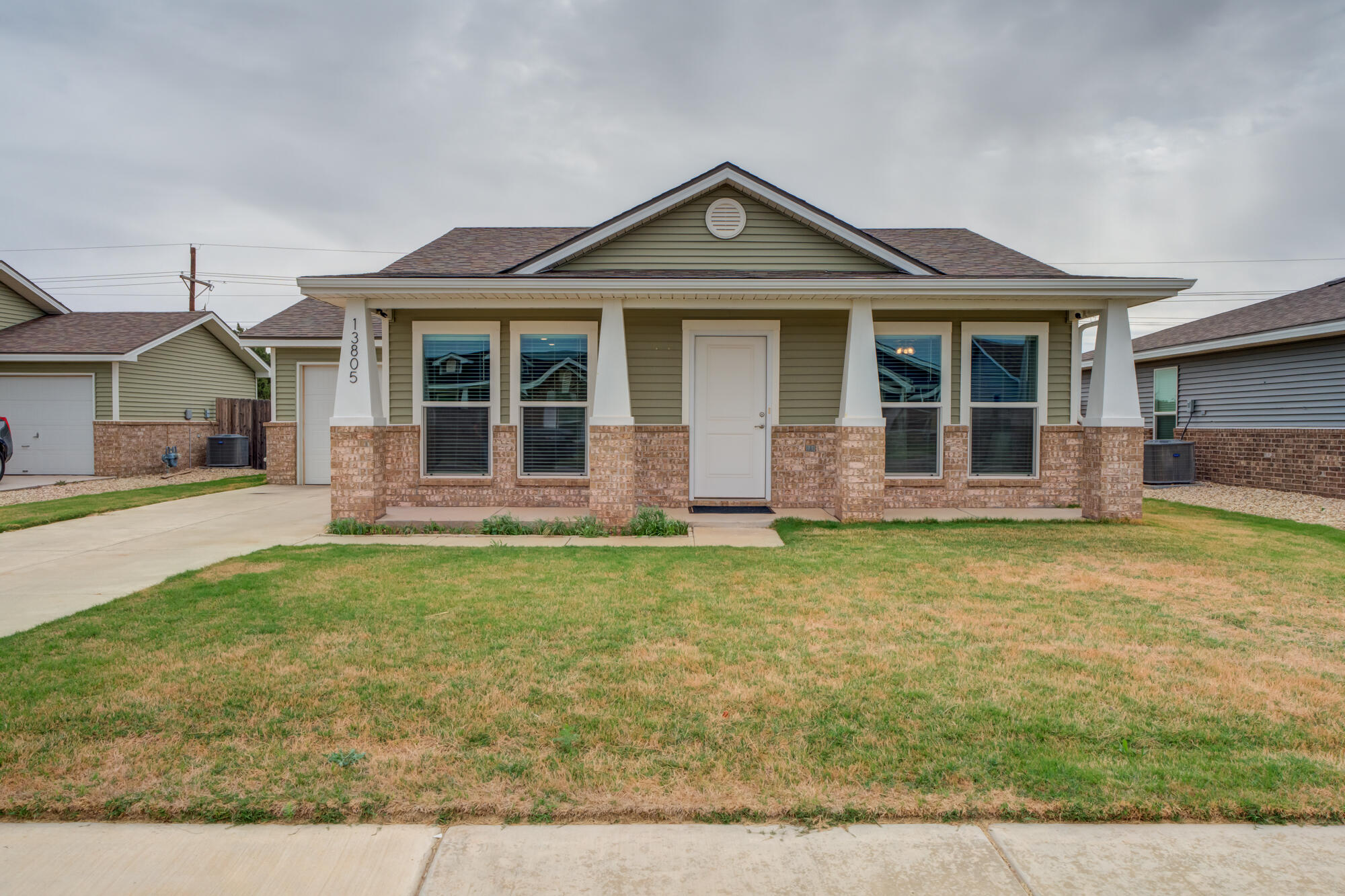 13805 Paris Avenue Lubbock, TX 79423 - Photo 3 of 26 13805 Paris Ave