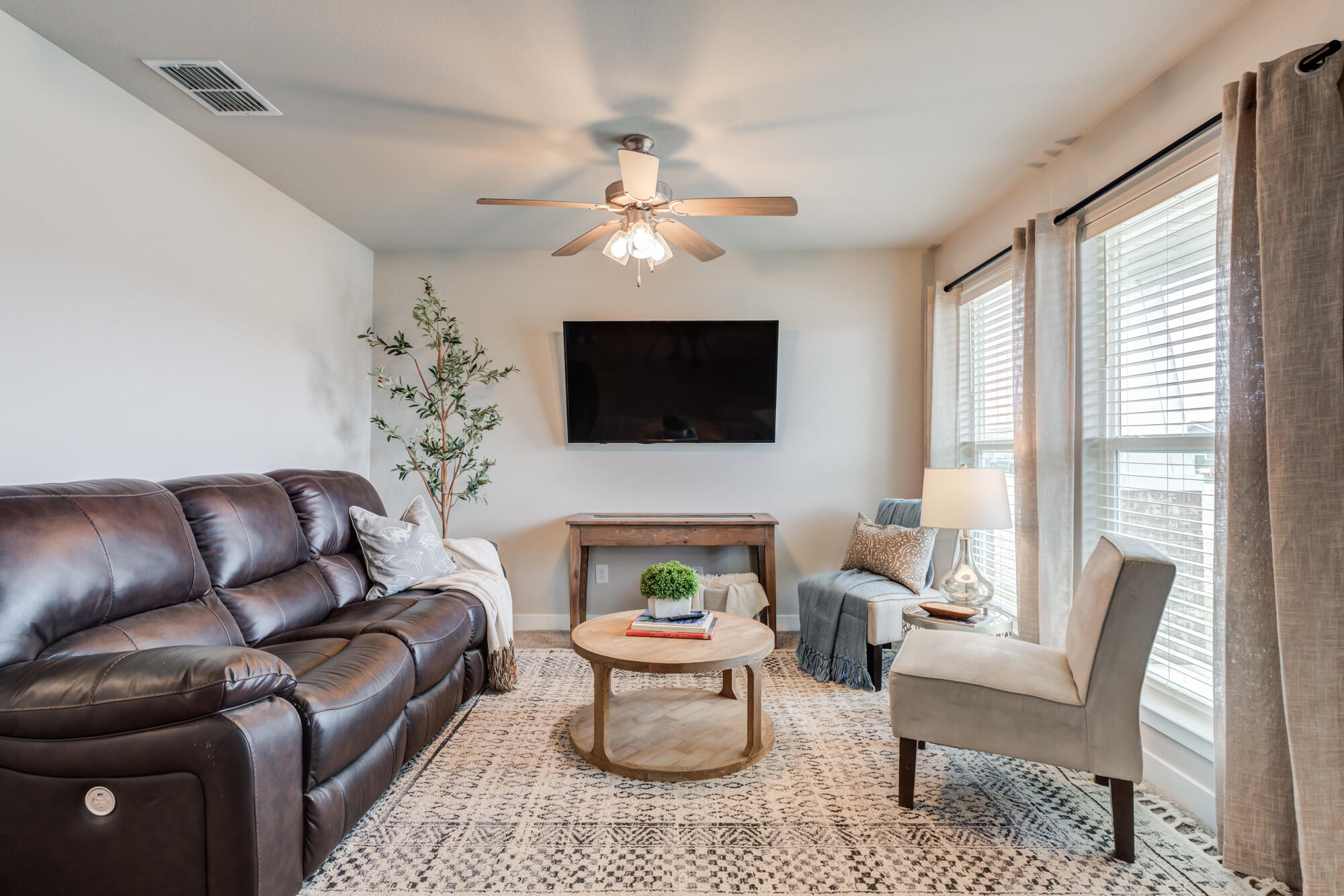 13805 Paris Avenue Lubbock, TX 79423 - Photo 4 of 26 13805 Paris Ave