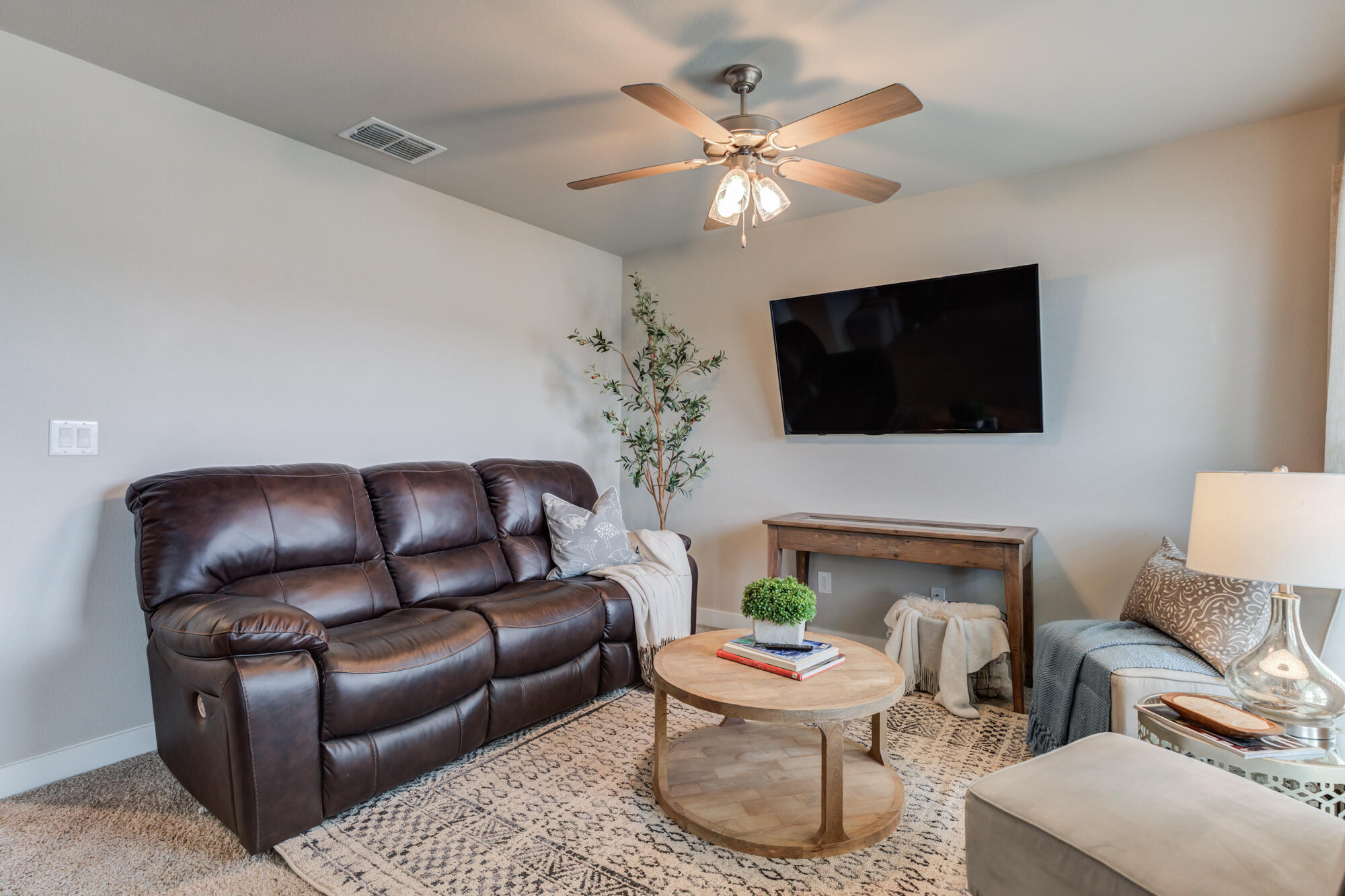 13805 Paris Avenue Lubbock, TX 79423 - Photo 5 of 26 13805 Paris Ave