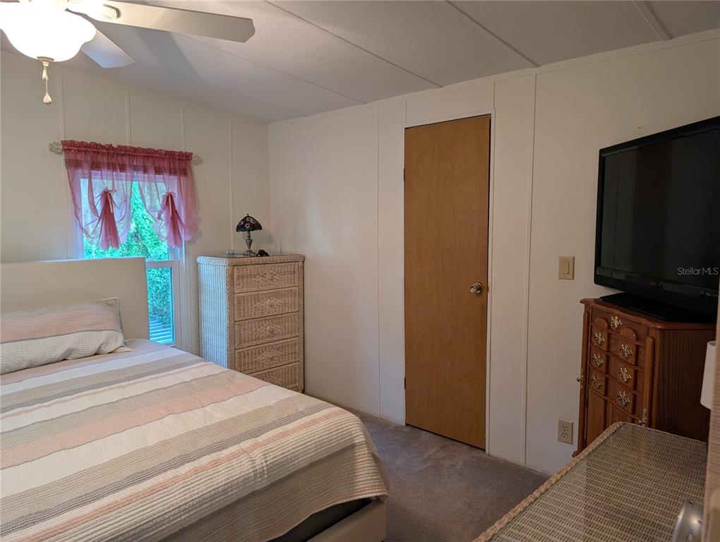 16160 Southeast 97th Terrace Road Summerfield, FL 34491 - Photo 13 of 27