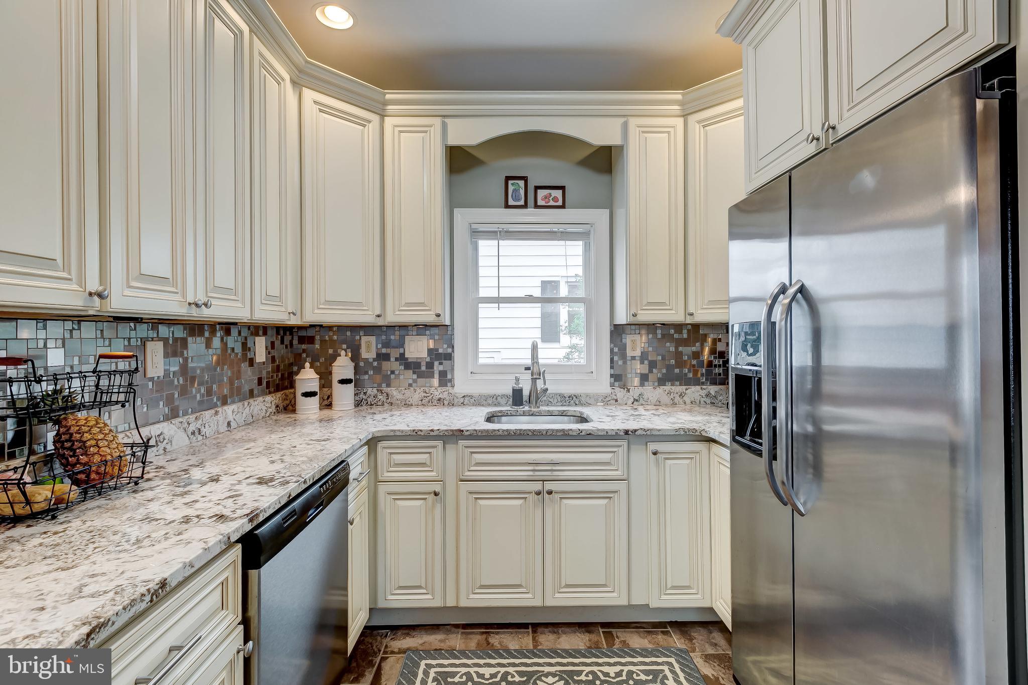 645 Aldershot Road Baltimore, MD 21229 - Photo 14 of 39 Kitchen is from 2011.