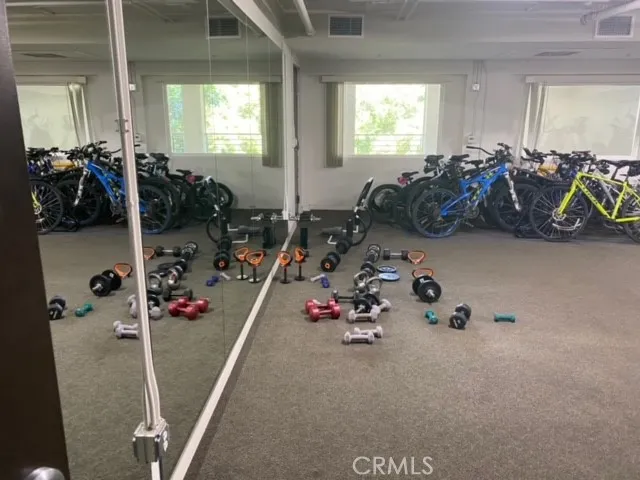 $4,850 | 11851 Laurelwood Drive, Unit 103, Studio City, CA 91604