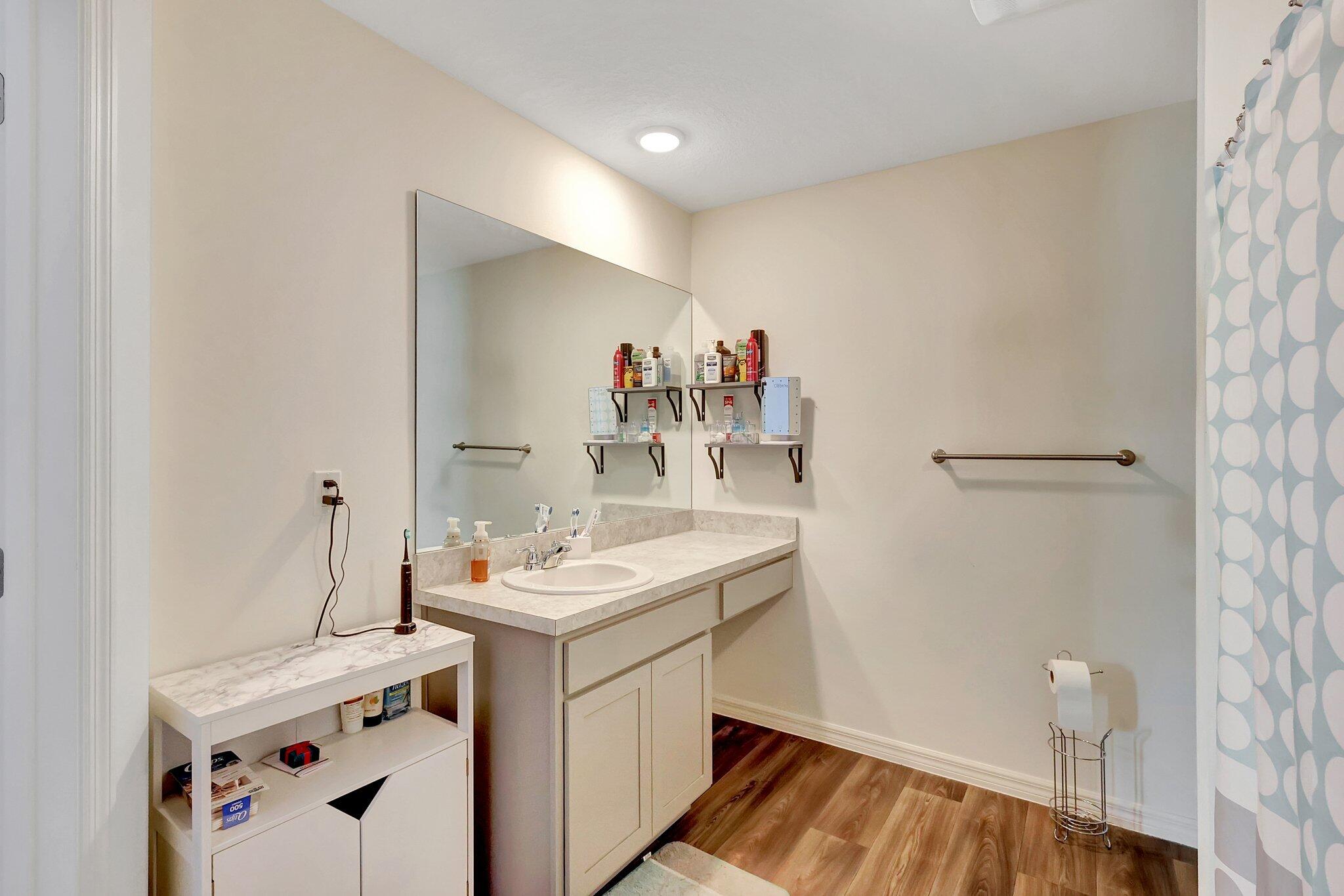 1558 Southwest Fresno Road Port St. Lucie, FL 34953 - Photo 21 of 39 24-web-or-mls-5P1A5972